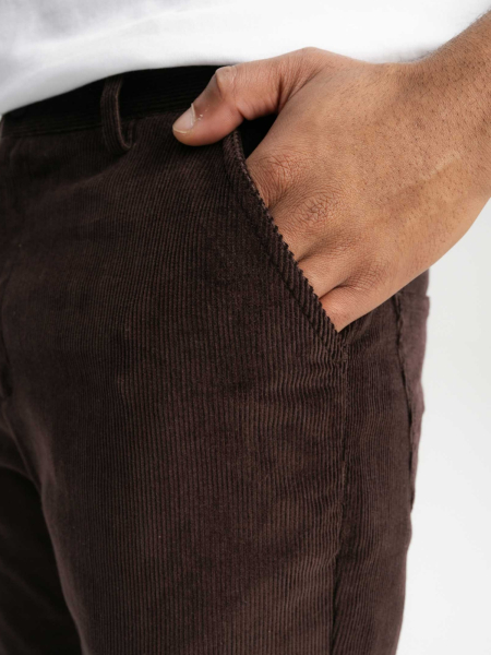 MELA Cordhose Jivin walnuss 5